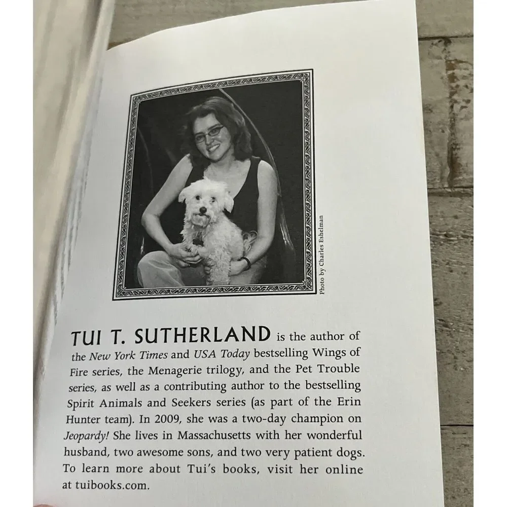 Wings of Fire, One The Dragnet Prophecy Tui‎ T Sutherland Paperback Book